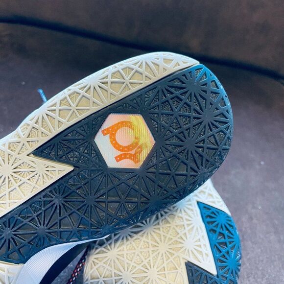 RARE nike KD 6 Independence Day  red blue white Mens 7.5 US 40.5 EUR 9 WMS - Picture 14 of 16